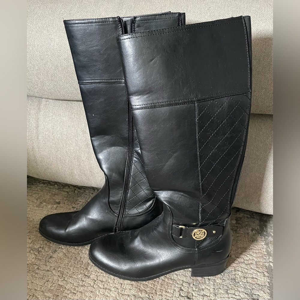 Liz Claiborne Black Leather Boots